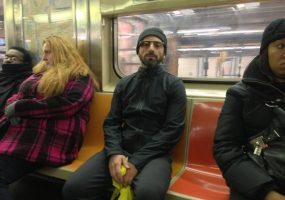 Звезды не ездят в метро?