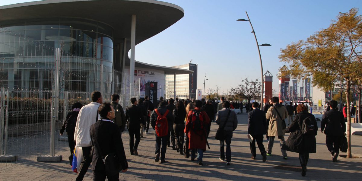 MWC-2013: стенобитные смартфоны и новые операционные системы.