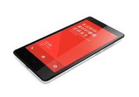 Китайский смартфон Xiaomi заподозрили в незаконном копировании данных