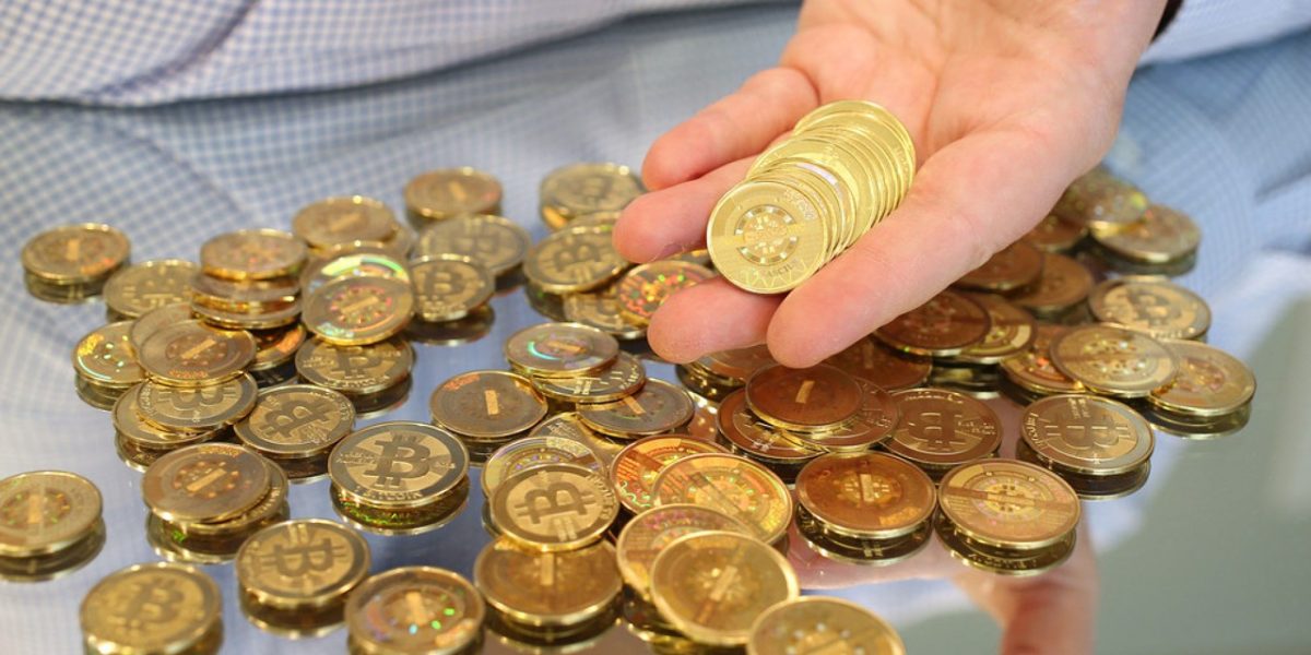 Россиян не будут наказывать за использование биткоинов в других странах