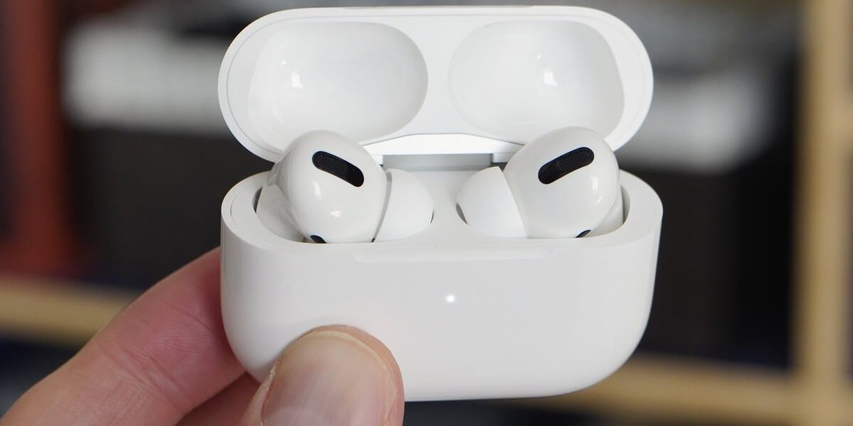 Apple продлевает программу ремонта AirPods Pro