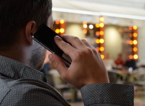 Росстат зафиксировал резкий рост на сотовую связь