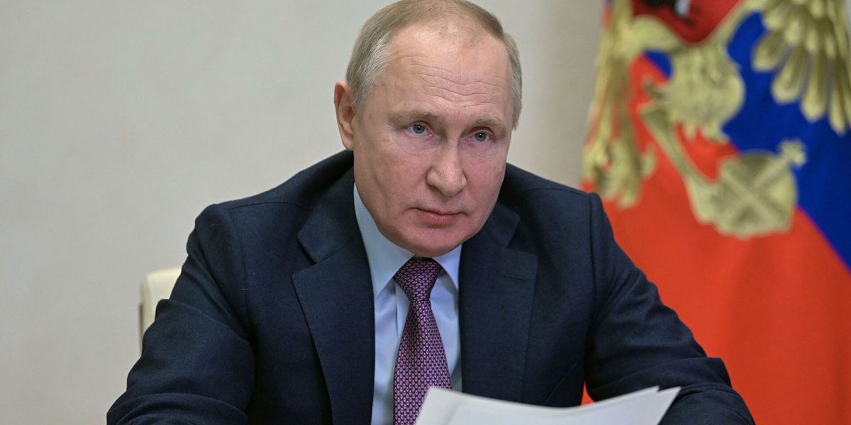 Владимир Путин призвал ЦБ и Минфин проработать свои разногласия касательно регулирования криптовалют
