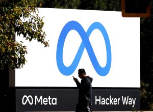 Meta предупредили о возможном отключении Facebook и Instagram в Европе