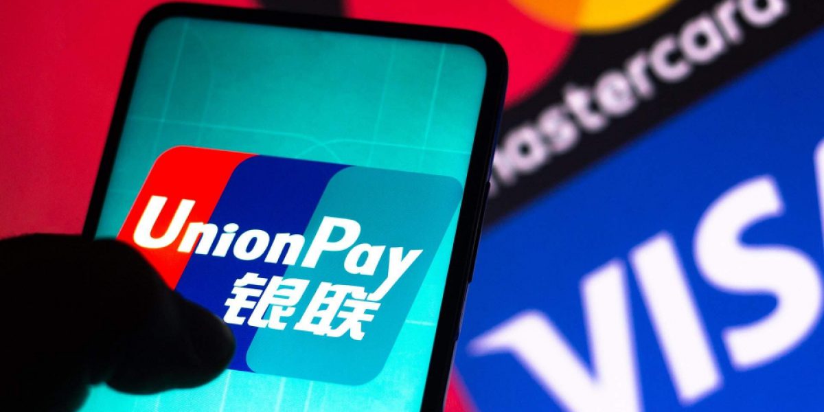 UnionPay заморозила выпуск карт для российских подсанкционных банков
