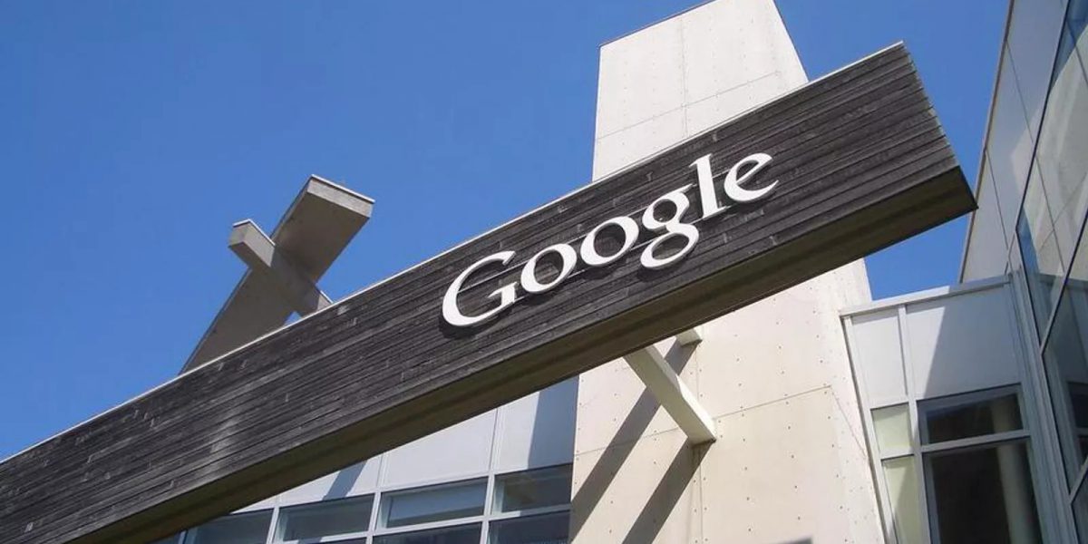 Приставы полностью взыскали с Google штраф в 7,7 млрд рублей за неудаление контента