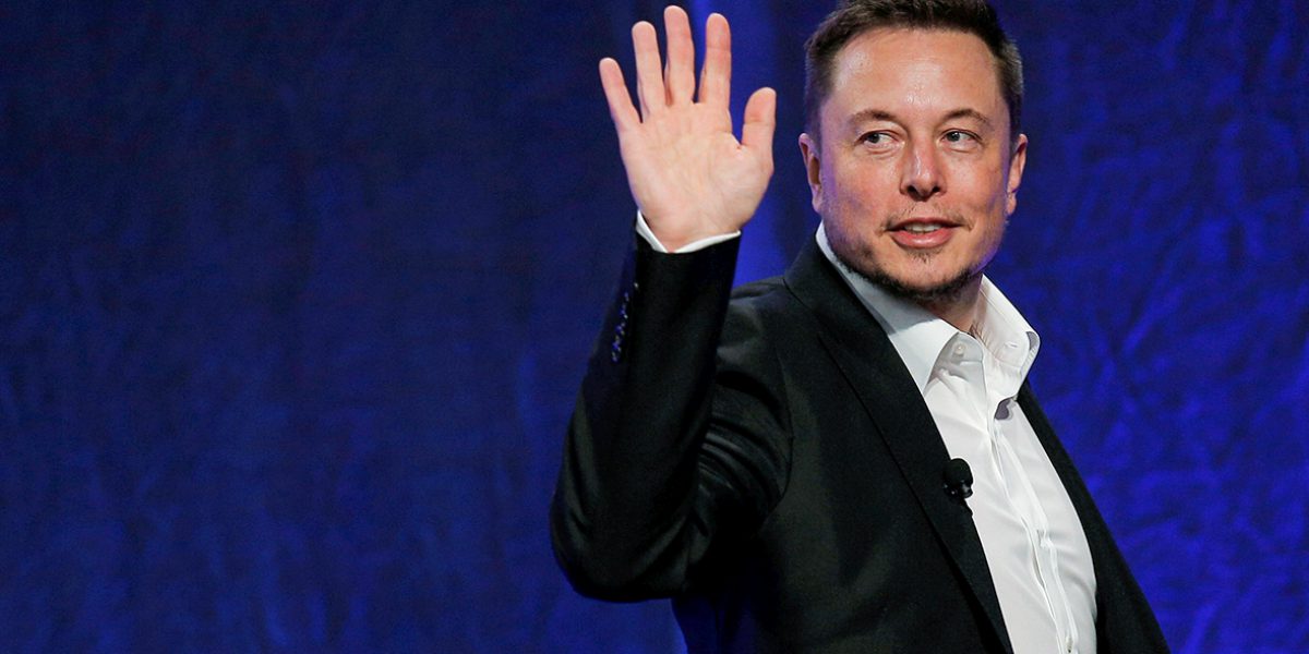 Илон Маск продал акции Tesla почти на $7 миллиардов