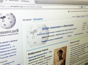 Суд оштрафовал «Википедию» и Twitch из-за видео с «зацепингом» и Некоглаем