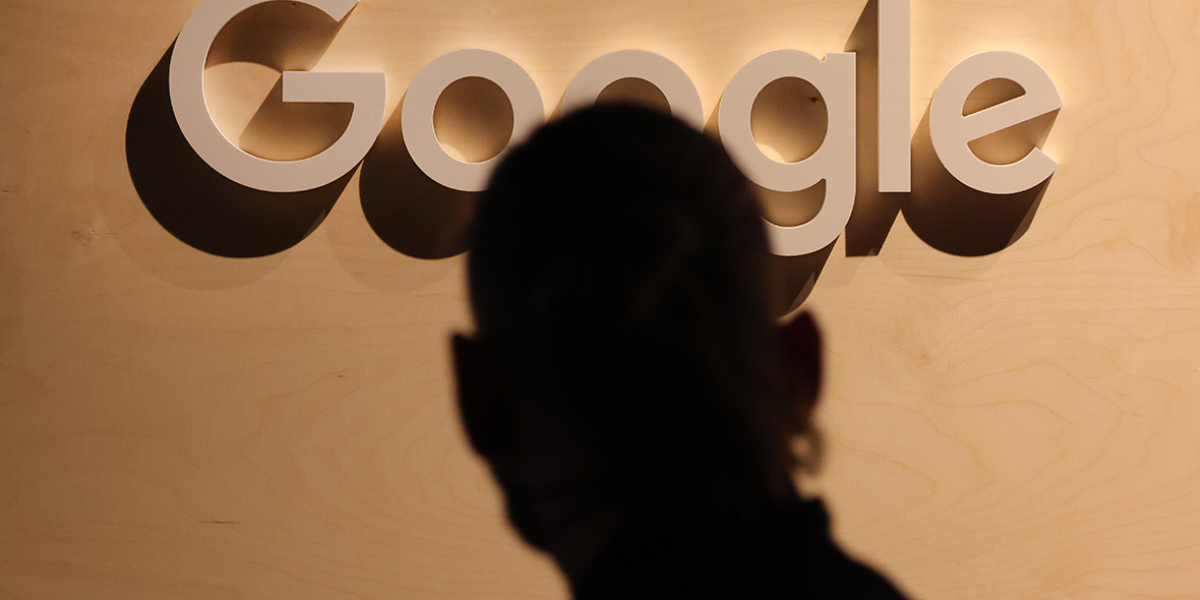 Google ищет поставщиков для переноса производства своих смартфонов в Индию