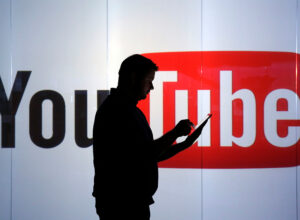YouTube тестирует счетчики просмотров и лайков в режиме реального времени