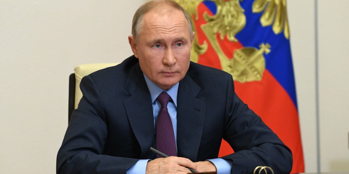 Президент России поручил расширить нацпроект по развитию космической сферы
