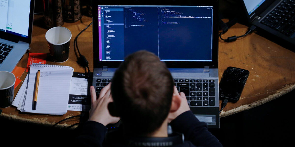Хакеры атаковали госсектор и отечественные IT-компании через взломанные системы для лифтов