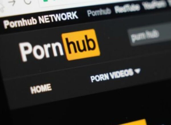 PornHub и другие порносайты закрылись во Франции из-за отказа от верификации пользователей