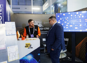 Прибыль разработчика ОС Базальт СПО значительно сократилась в 2025 году при росте выплат руководству
