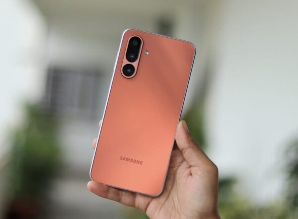 Samsung повысила цены на семь смартфонов Galaxy в Индии на $11 каждый