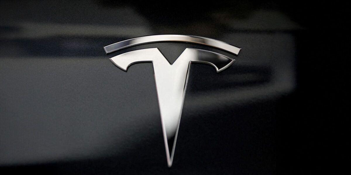 Tesla прекратила производство электромобилей Model S и Model X