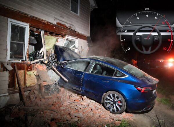 Семья погибшей в ДТП женщины подала в суд на Tesla