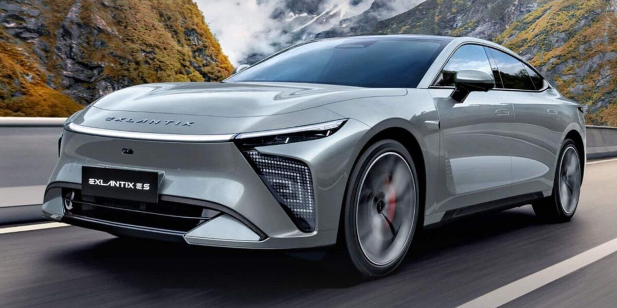 Chery оснастила седан Exlantix ES 26 датчиками и автопилотом