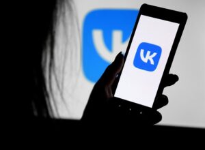Пользователи iPhone могут вернуть уведомления «ВКонтакте» через PWA