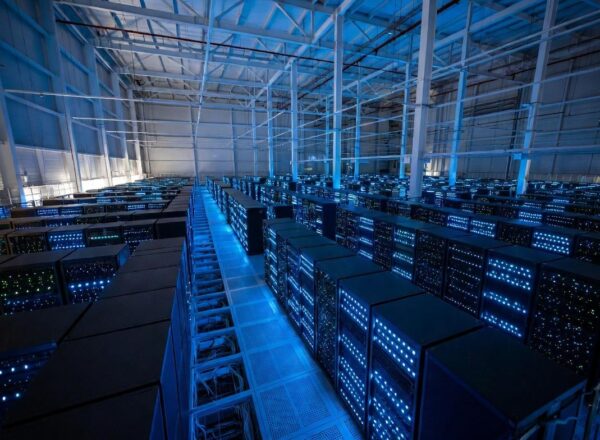 Nvidia ведет переговоры о финансировании ЦОД OpenAI на $250 млрд