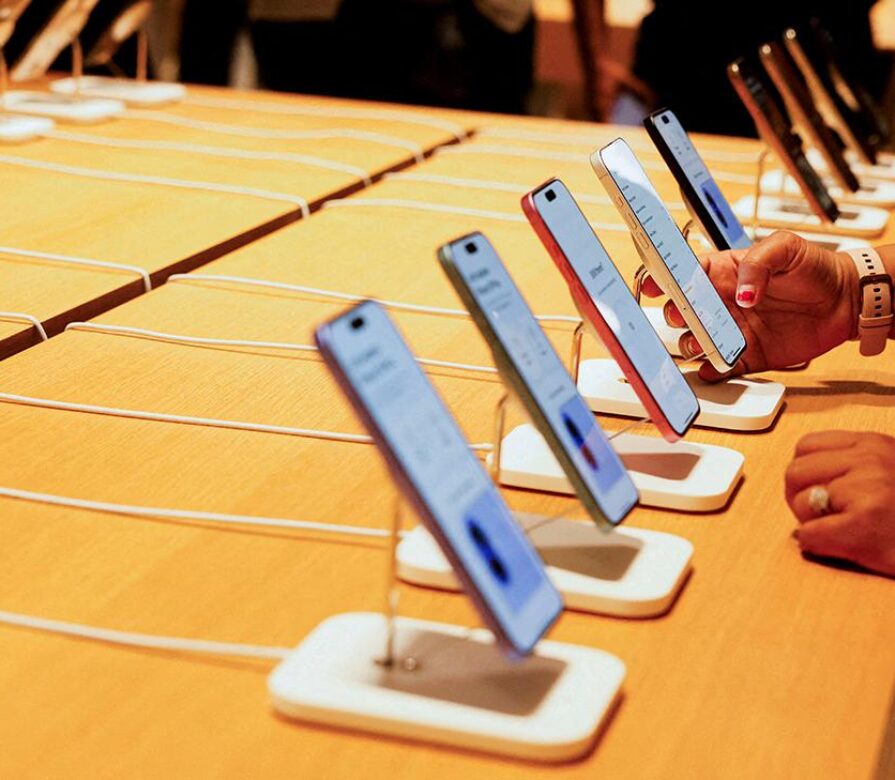 ФАС возбудила дело против Apple