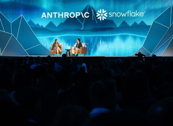 Anthropic впервые обошла OpenAI по квартальной выручке