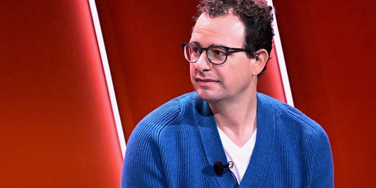 Акции технологических компаний упали после призыва замедлить развитие ИИ