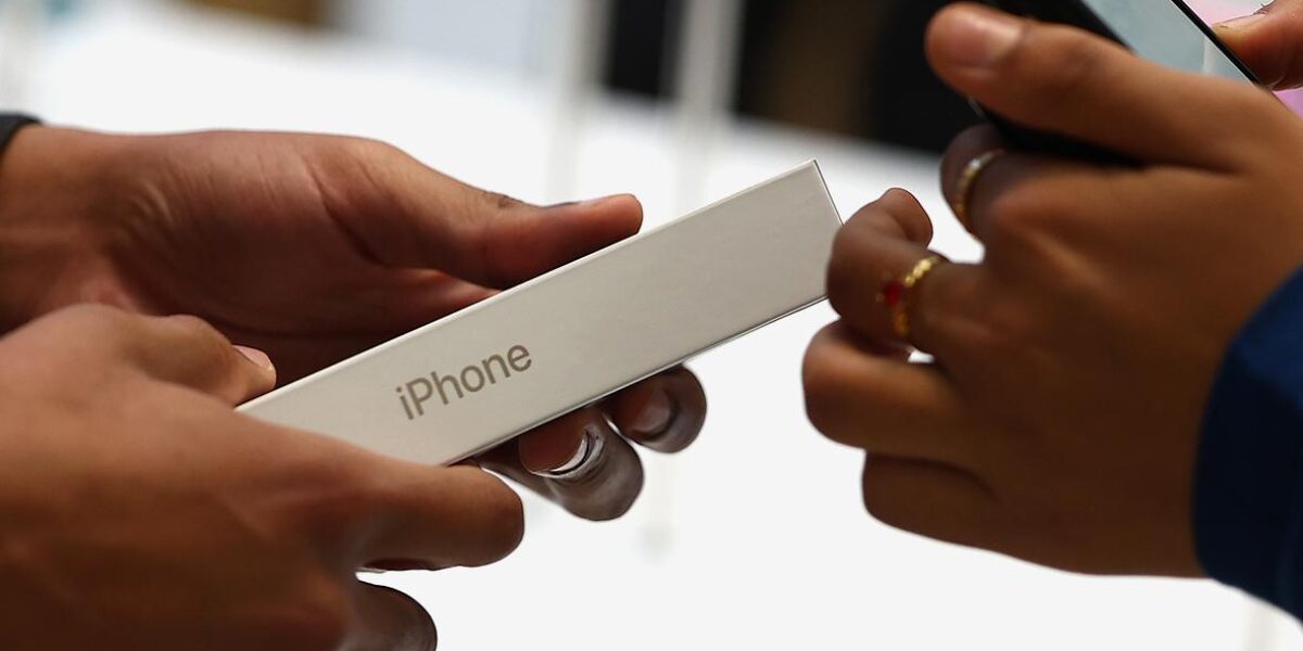 Ряд продавцов электроники фиксируют рост цен на старые iPhone