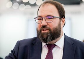 Шадаев объяснил отказ от финансирования разработчиков NGFW