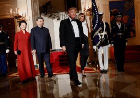 SCMP рассказала, почему китайский бизнес не позвали на ужин Трампа и Си