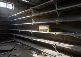 Видеокарта GeForce RTX 5090 исчезает из продажи, цены в США достигают 6500 долларов