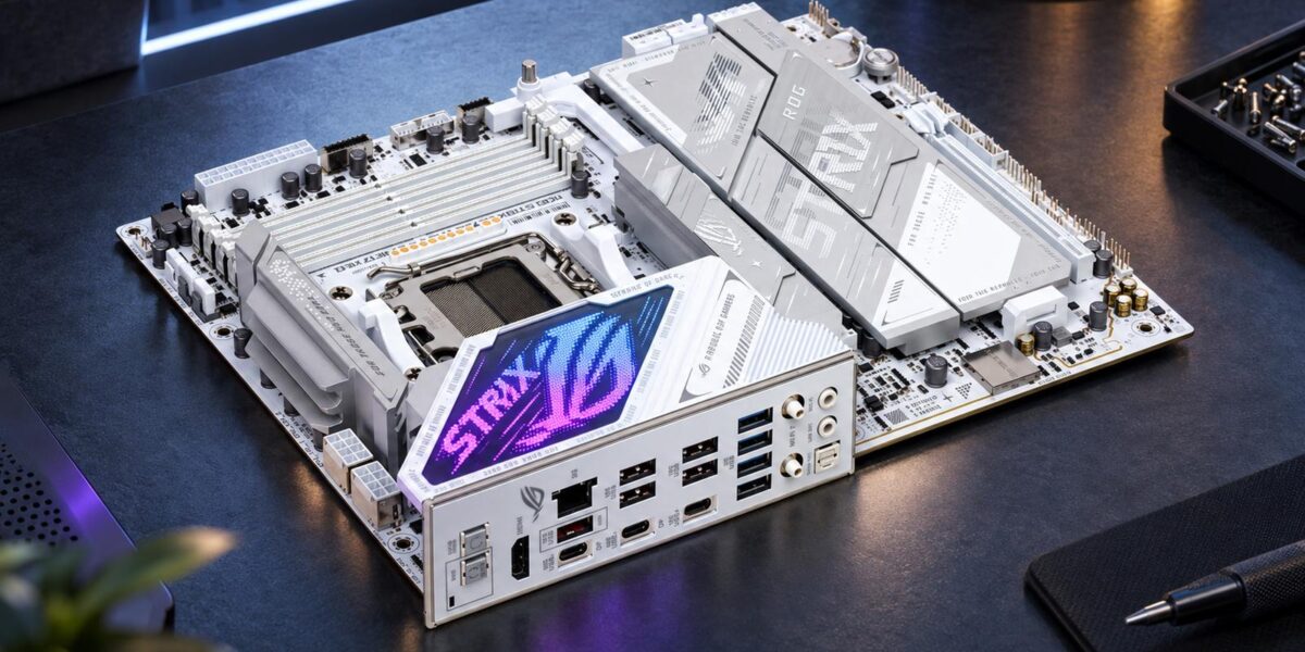 Материнская плата Asus ROG Strix X870E-A Gaming WiFi7 Neo стоит около 50 тысяч рублей