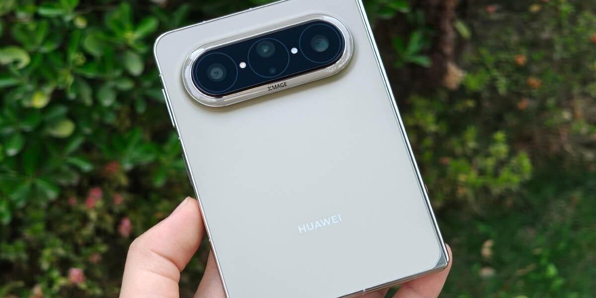 Huawei Pura X Max разошёлся тиражом 1,2 млн и занимает 1 место по уровню удовлетворённости пользователей