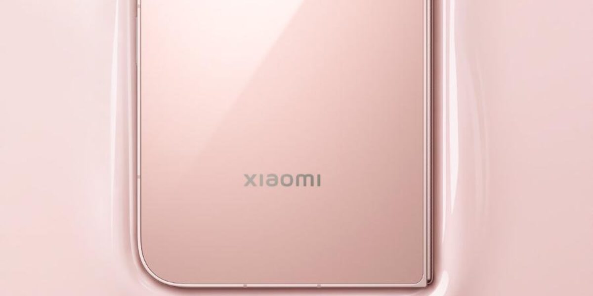 Xiaomi 18 Fold показали в керамической версии