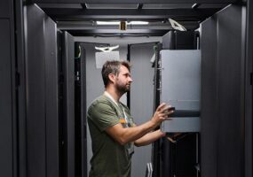 Сооснователь разработчика Pegasus призвал страны создавать собственный ИИ