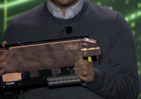 Intel показала двухчиповое решение на тех же компонентах, что и в ИИ-ускорителе D270