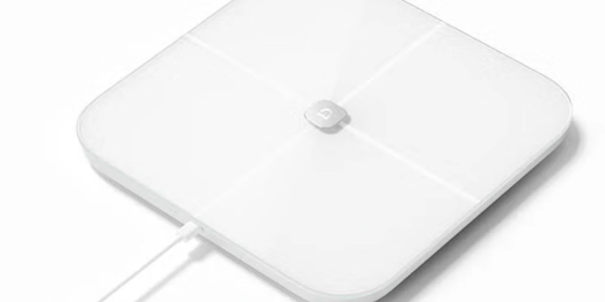 Умные весы Xiaomi с автономностью до 150 дней, зарядкой по USB-C и анализом состава тела поступили в продажу